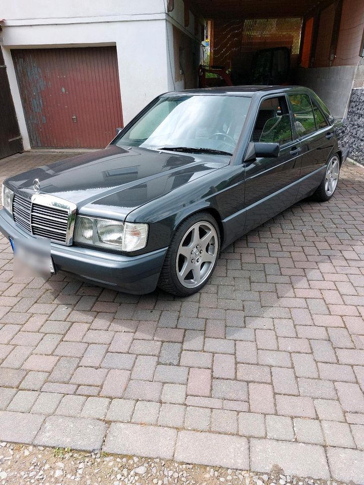 Mercedes 190E Teilleder Evo Innenausstattung  H-Zulassung in Waldbröl