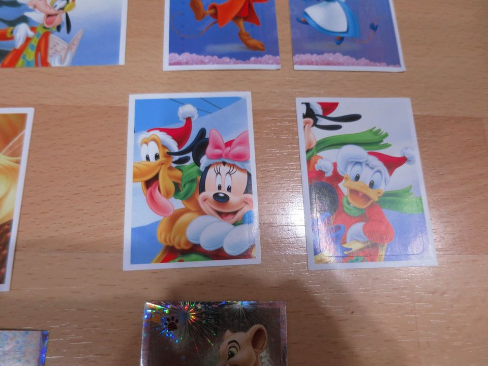 Panini REWE Sticker "Zauberhafte Weihnachten mit Disney" in Bayreuth