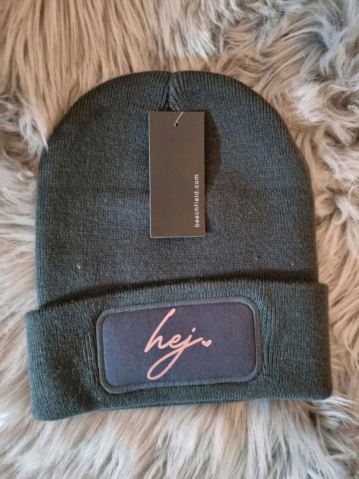 Wintermütze, beanie, personalisiert in Fluterschen