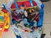 Babyschaukel, Lauflernwagen, Spielsachen...zu verschenken Bayern - Würzburg Vorschau