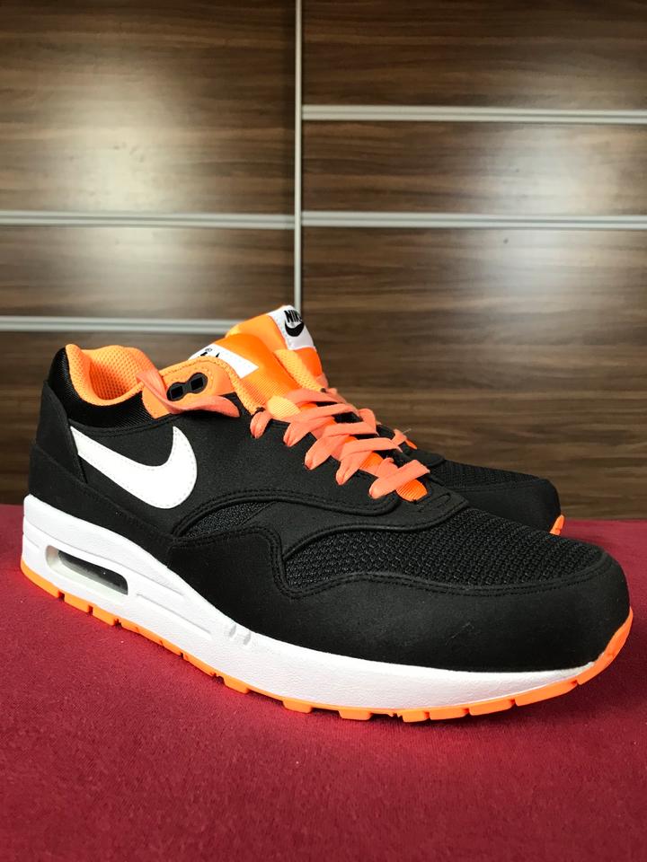 Nike Air Max 1 Hyper Venom Gr. 44