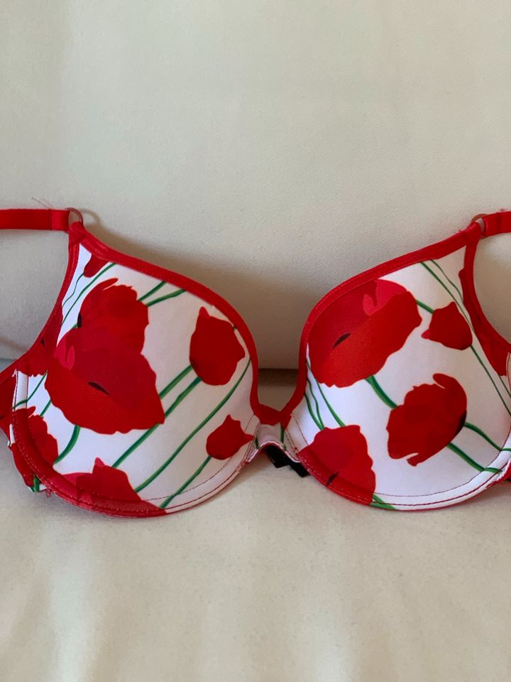 Push-up BH/Bra,Gr.70/Cup B,Baumwolle/Rote Mohn Blume/auf weiß in München