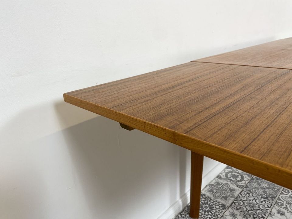 WMK Stilvoller & gut erhaltener ausziehbarer skandinavischer Designertisch von AM Ansager Mobler in Teakholz # Esstisch Tisch Küchentisch Holztisch Dining Table Danish Design Mid-Century Vintage Teak in Berlin