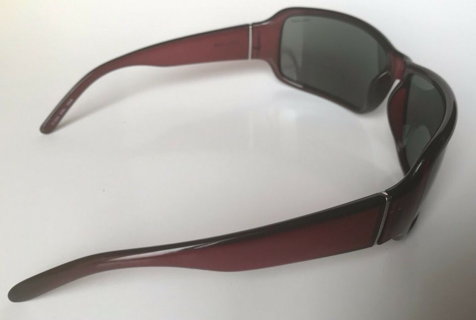 Police Sonnenbrille, Modell S1533, mit Etui, Made in Italy in München -  Au-Haidhausen | eBay Kleinanzeigen ist jetzt Kleinanzeigen