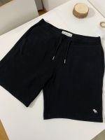 Abercrombie & Fitch kurze Hose Jogginghose Gr. L Schwarz Düsseldorf - Benrath Vorschau