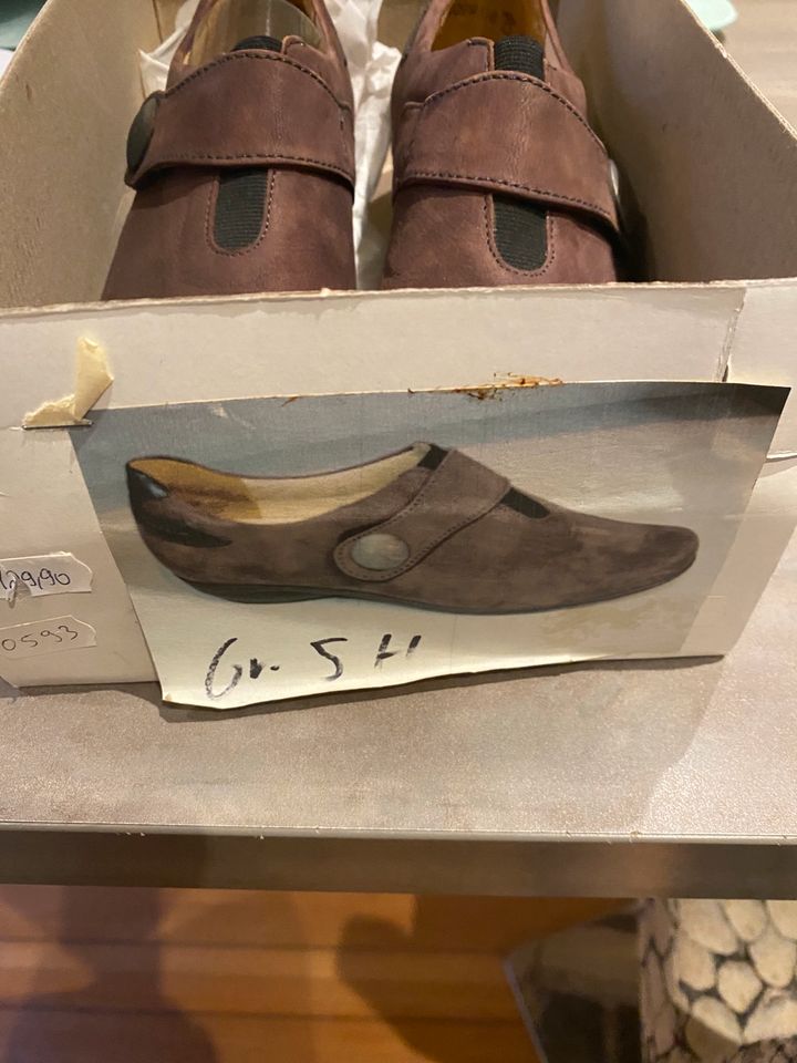 Luftpolster Schuhe neu von Vivo in Völklingen