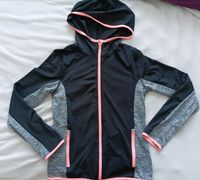 Verkaufe Sportjacke von H&M Gr. 134/140 Brandenburg - Cottbus Vorschau