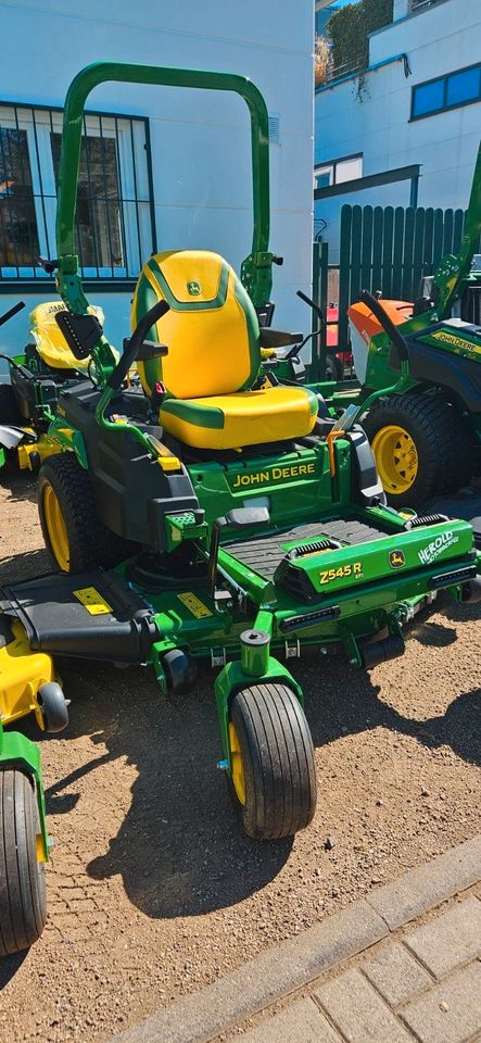 John Deere Z545R Aufsitzmäher, Nullwenderadiusmäher in Obertshausen