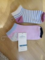 2 GAP Sneakersocken Gr. 32 3-5y/ 22-24 cm Frankfurt am Main - Nordend Vorschau