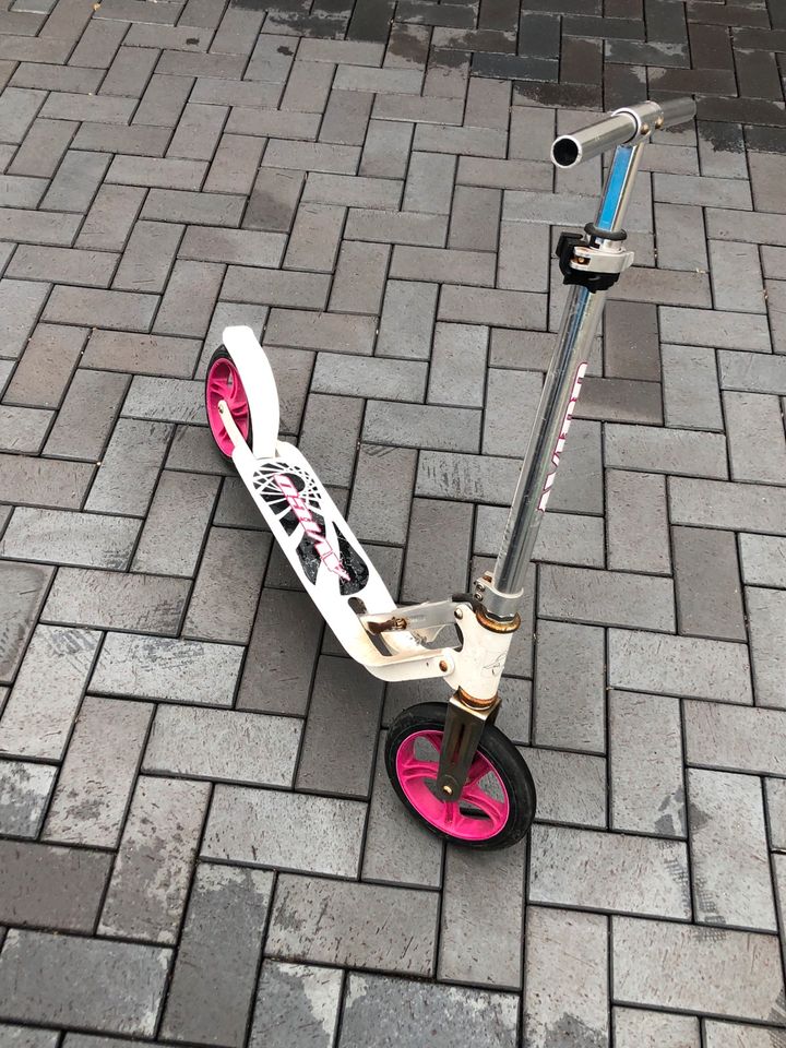 Kinder Tretroller für Mädchen Scooter Roller in Minden