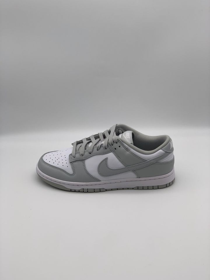 Nike Dunk Low Grey Fog 42 in Herne