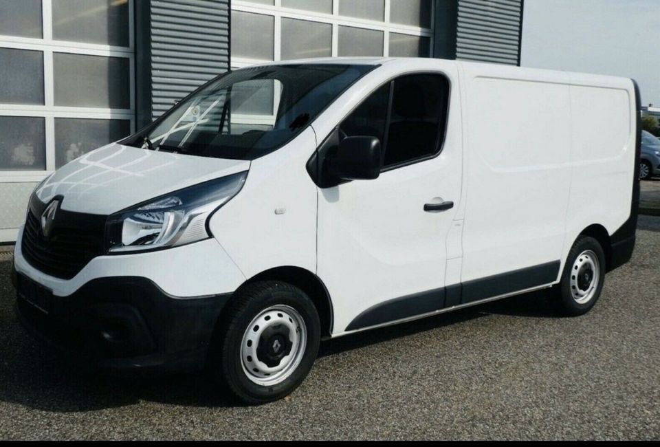 Renault Trafic H1L1, AHK, Sortimo-Ausbau, 20.000,-€/netto in Kiel