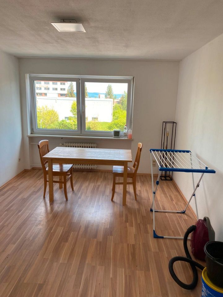 Hiermit bieten wir ein 1-Zimmer-Appartement zur Vermietung. in Regensburg