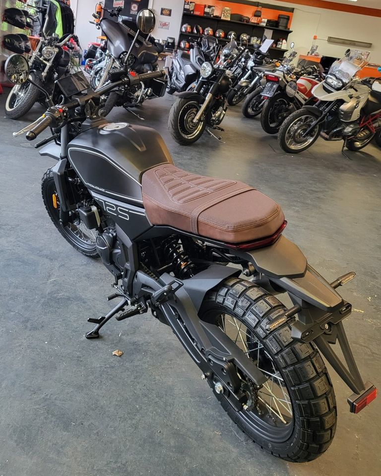 Motobi DL 125 Scrambler in Dudeldorf