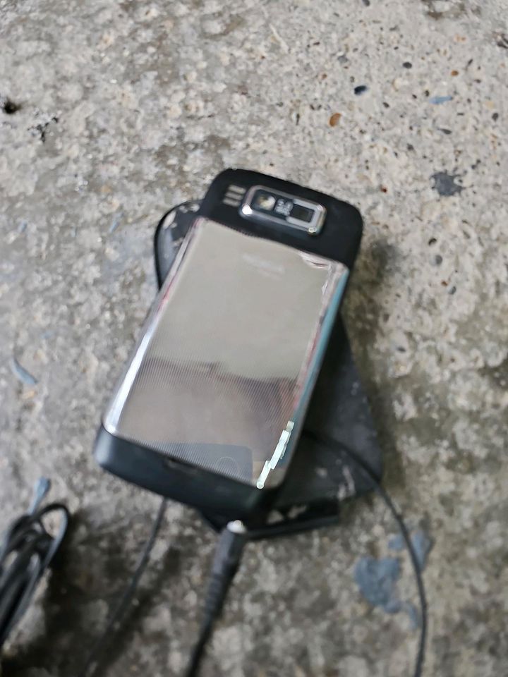 Nokia E72 - voll funktionstüchtig in Pförring