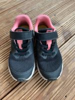 Sportschuhe Nike Gr. 28 schwarz pink Hessen - Viernheim Vorschau