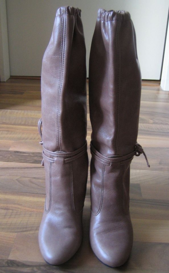 Wunderschöne modische Esprit Stiefel – LEDER – Gr. 38 – WIE NEU in Hamburg