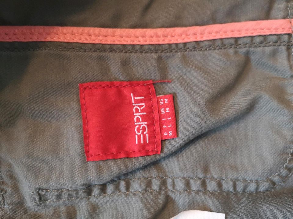 Esprit Jacke dünn Sommer M 38 khaki oliv in Borken