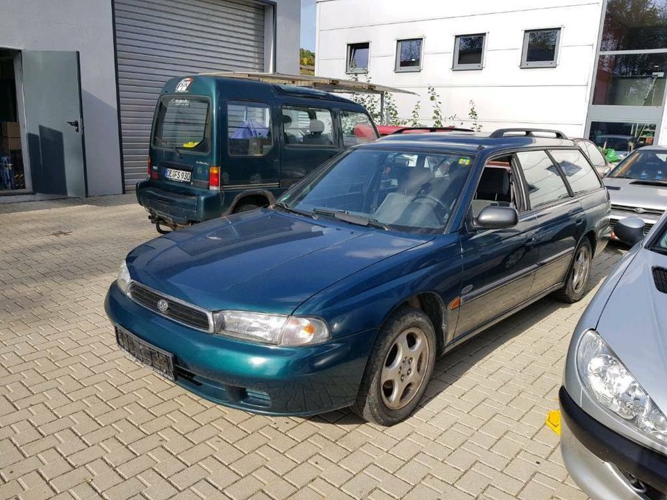 Subaru Legacy 2 BD BG EJ22 2.2l schlachtfest Ersatzteile Teile in Olpe