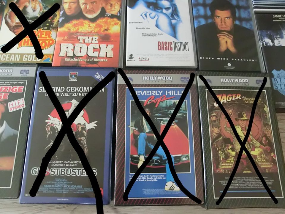 11 Filme Kinofilme auf VHS-Video, einzeln je € 1,50 in Altenkirchen