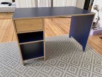Schöner, blauer Schreibtisch von Ikea mit Schublade und Fächern Berlin - Wilmersdorf Vorschau