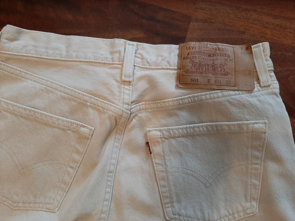 Neuwertig Original Levi's Jeans W 30 L 32 hell beige Levis Denim in Frankfurt am Main