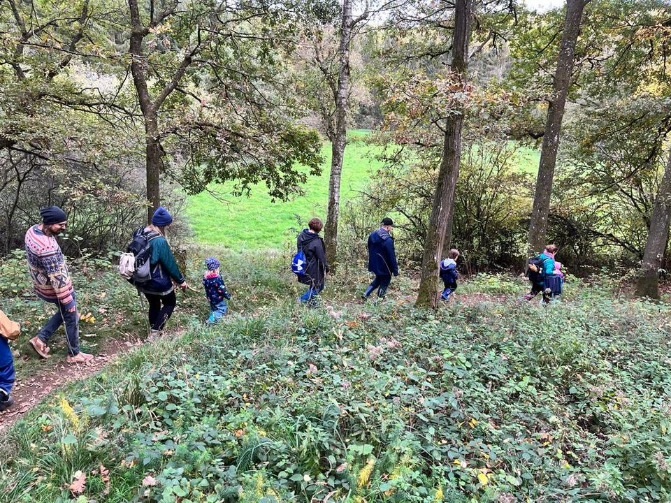 Familienführung - Den Wald erleben - Waldführung für Familien in Nickenich