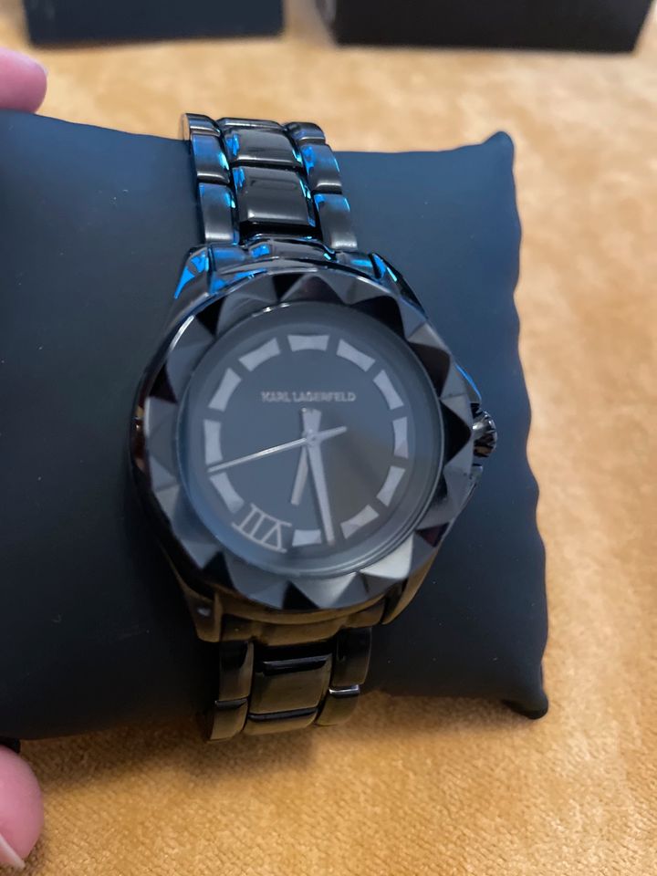 Karl Lagerfeld Uhr KL1002 in schwarz in Eitelborn