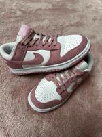 ♡  Nike Dunk Low ♡  Pink Corduroy 38 NEUWERTIG Hessen - Wächtersbach Vorschau