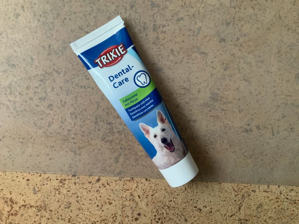 Trixi Dental Care Zahnpasta für Hunde in Ebersbach an der Fils