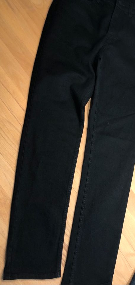 Jeans skinny fit Gr. 170 von H&M schwarz in Itzgrund