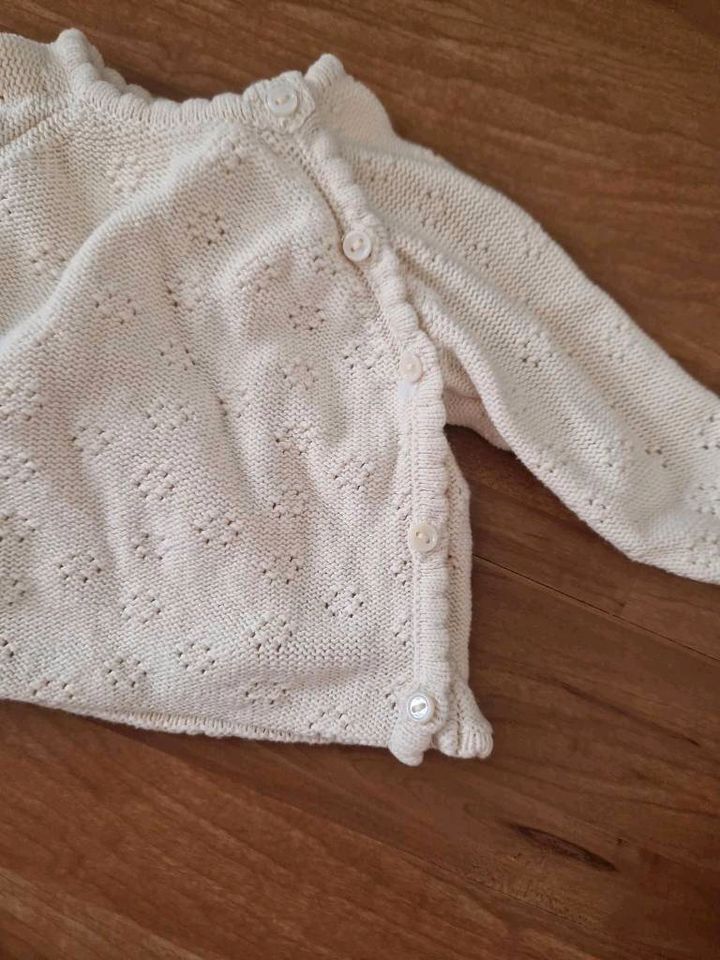 Baby Pullover und Hose (Zara) in Hamburg