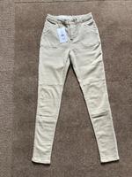 NEUE Sommerjeans für Damen MUSTANG beige Sachsen - Thalheim/Erzgebirge Vorschau