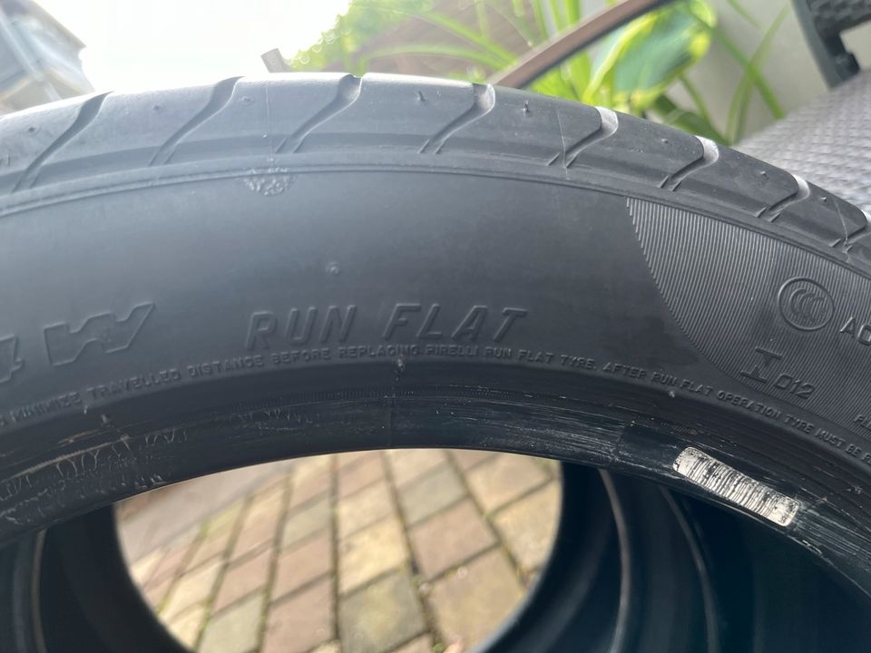 2x 255 40 17 Pirelli P Zero Runflat BMW Kennung in Bocholt