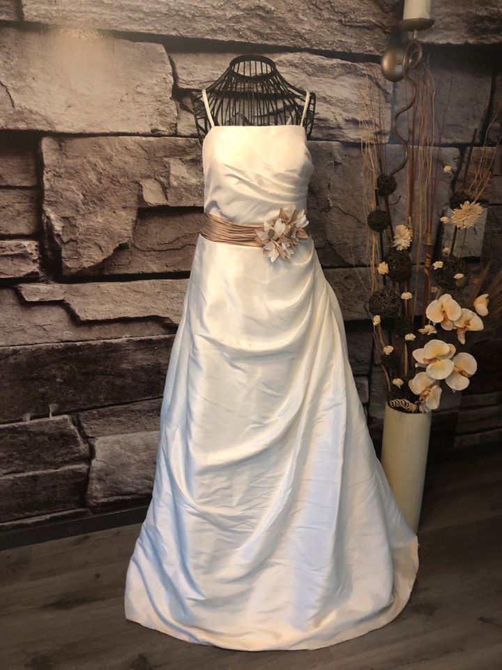 Brautkleid Hochzeitskleid Kleemeier ivory in Berlin