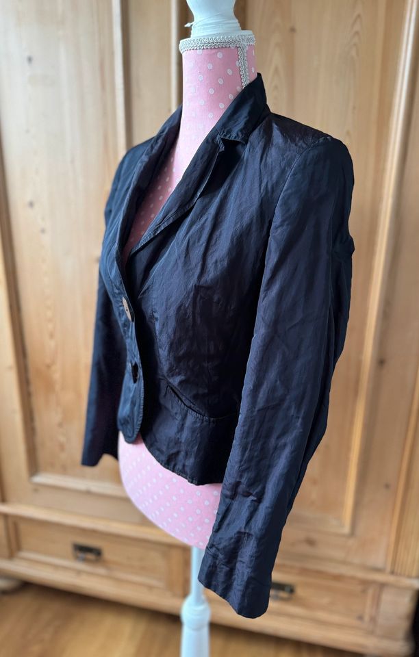 Bandolera Blazer in Größe 36 schwarz-lila in Mettmann