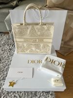 Dior book tote shopper neu Full Set Tasche Handtasche bag large Hessen - Kelkheim Vorschau