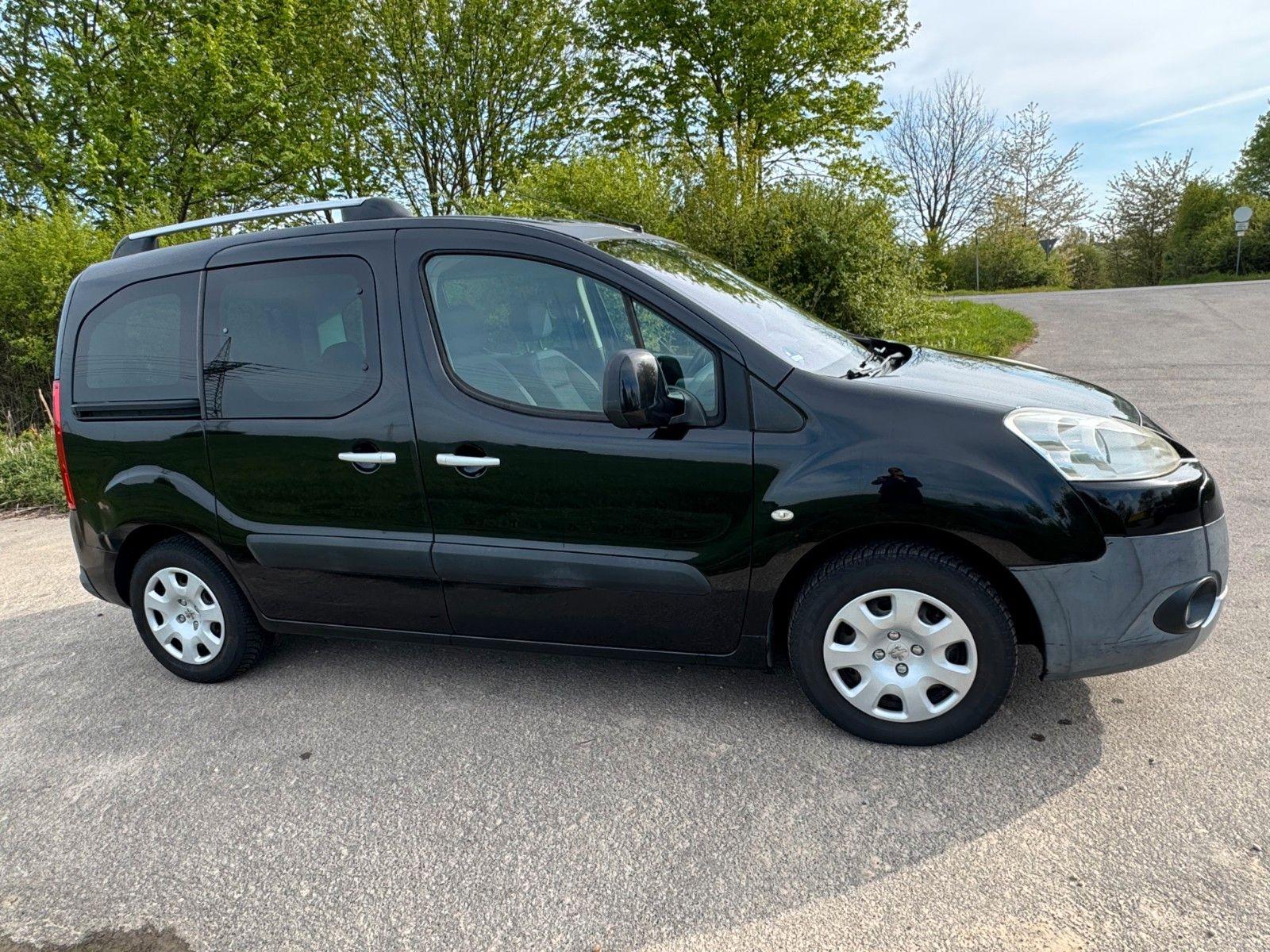 Abbildung des Autos Peugeot Partner Tepee Te…