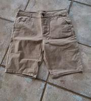 Hose kurz beige hellbraun Gr. 32 asos ---  neu Sachsen - Riesa Vorschau