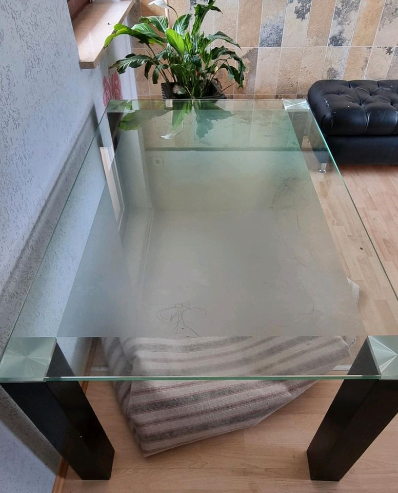 Esstisch aus Glas140x90x73 in Langenzenn