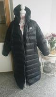 NIKE DAUNENJACKE DAUNENMANTEL LANG GR XL NEUWERTIG Hessen - Kassel Vorschau