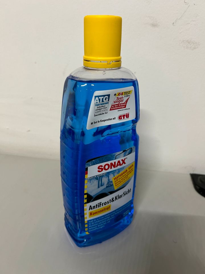 Sonax Antifrost - 1 Liter (Artikelnummer: 332300) in Berlin