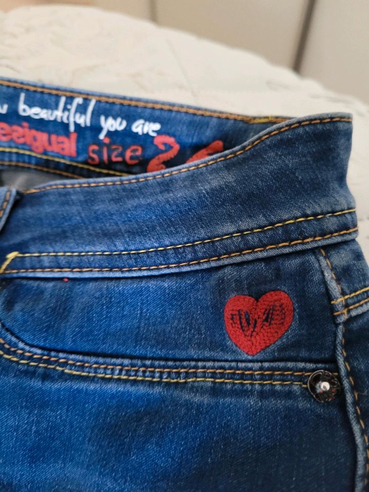 Desigual Jeans  Gr 26 in Bremen