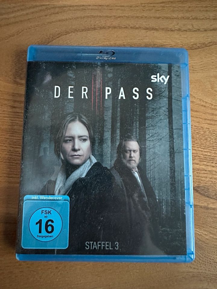 Der Pass Staffel 3 blue ray top Zustand in Berlin