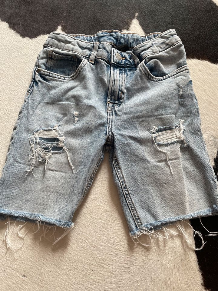 ZARA JEANS SHORT KURZ in Rodgau