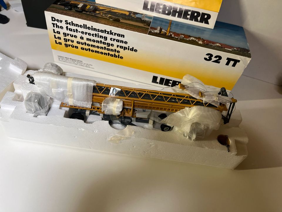 Liebherr 32 TT Schelleinsatzkran / Fast Erecting Crane Modell Neu in Fuldatal