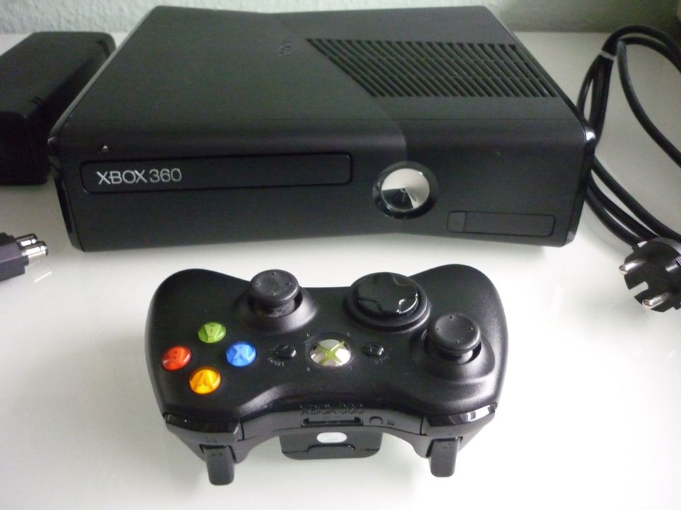 XBOX 360 S Konsole (Model 1439) 500GB + orig. Wireless Controller in Herzogenrath