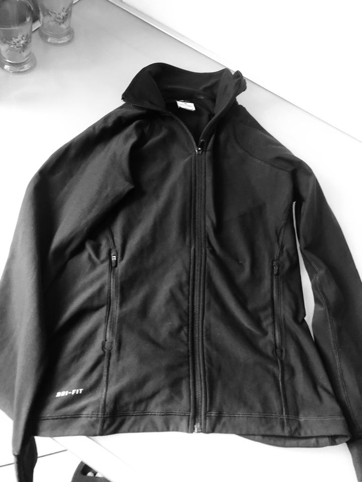 Nike Sport Jacke , Original in Berlin