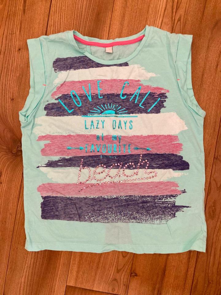 Super leichtes und schickes  T-Shirt von Esprit, Gr. 164, TOP in Limburg