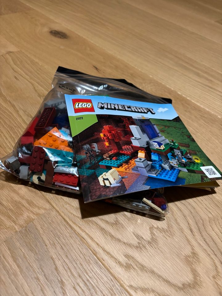 LEGO Minecraft - Das zerstörte Portal - 21172 in Leverkusen